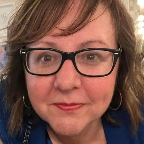 Yvonne Simpkins - Social Media & Marketing Consultant